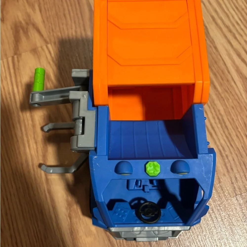 Jazwares Blippi Talking Recycling Truck Garbage Recycle Vehicle with lights